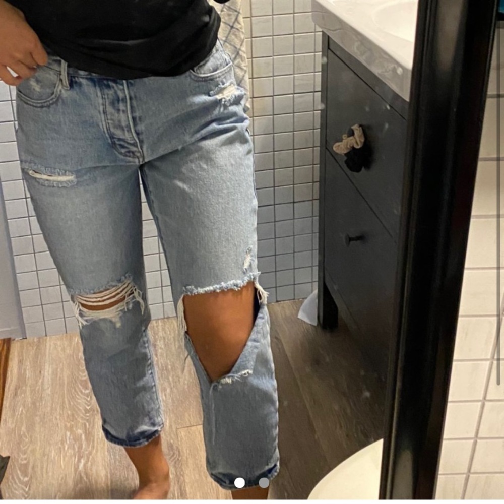 Distress mom jeans pacsun